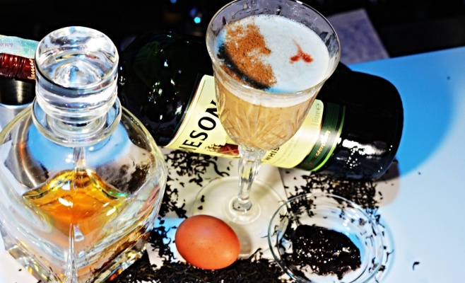 Crystal Bar & Restaurant