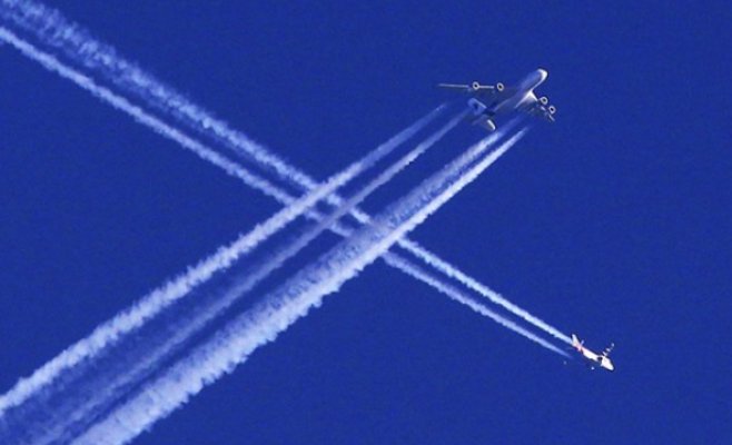 Летать станет дороже: углекислым газом дело не ограничится – подорожание принесут и другие выбросы