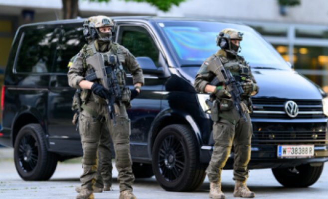 Охотник в Австрии застрелил трех человек и скрылся: среди погибших — мэр