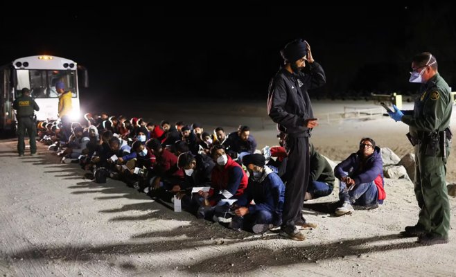 Илону Маску грозит депортация? Всплыли вопросы о его прошлом