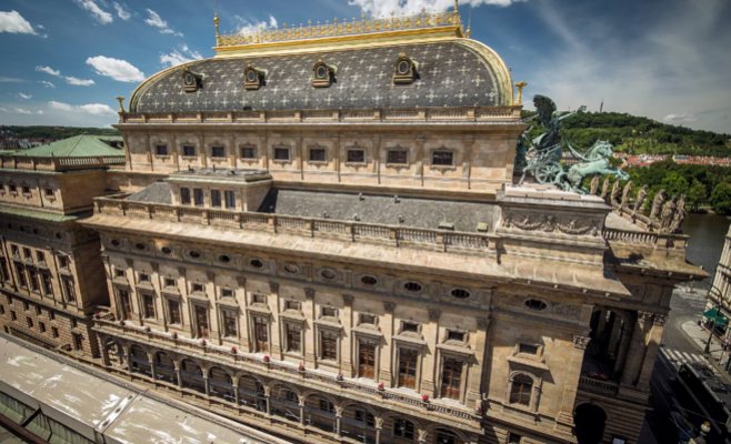 Чехи экономят на культуре, но видят в ней способ объединения общества