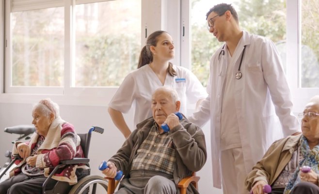«Старческая апокалипсис» 2050 года: полмиллиона чехов старше 85 лет