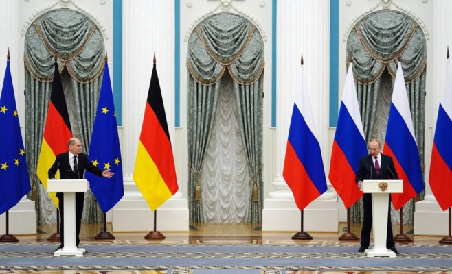 «Вы ничего не добились в Украине». Шольц позвонил Путину и потребовал вывода войск