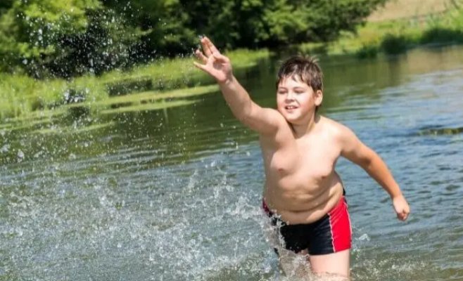 Чехия в борьбе с детским ожирением: дети едят от стресса, и только диета не решит проблему