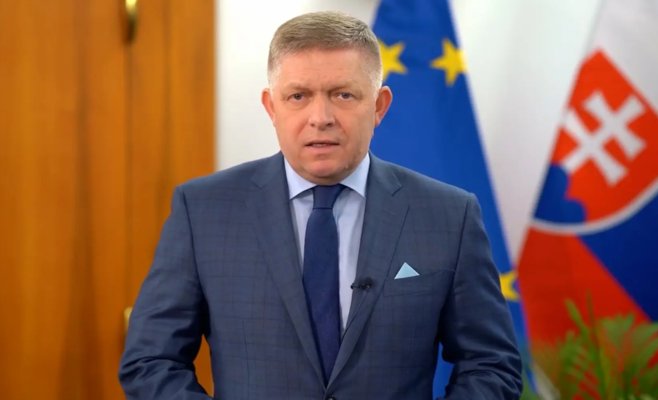 Роберт Фицо примет приглашение на празднование в Россию, если позволит здоровье