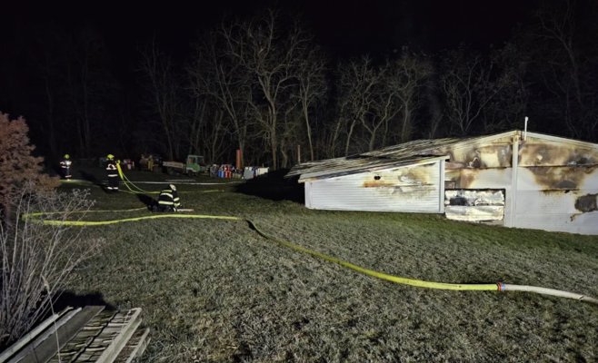 Пламя, взрывы и одна жертва: первый адвентский пожар в Брненском крае завершился трагедией