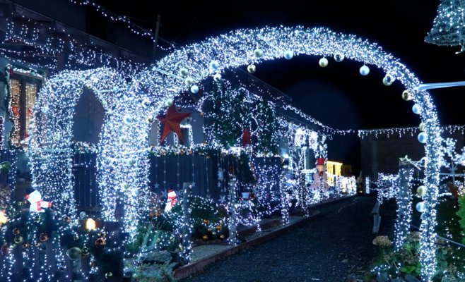 Дом в Пардубицком крае засияет 300 тысячами рождественских огней