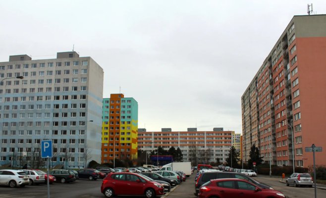 Ставки по ипотекам остаются выше 5%, средний ежемесячный платёж — 21 тысяча крон