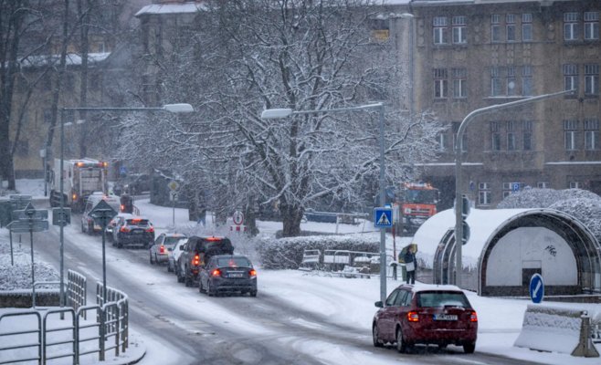 В Либерецком крае транспортный коллапс из-за сильного снегопада