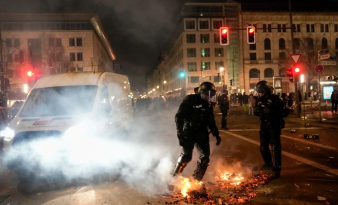 Трагический Новый год в Германии: из-за пиротехники погибли пять человек