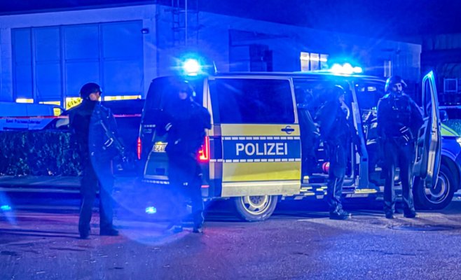 Стрельба в Германии: двое погибших, один тяжело ранен. Нападавший в бегах