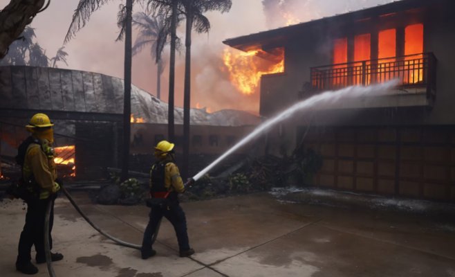 Опустошительные пожары в Лос-Анджелесе: пять жертв и тысячи эвакуированных