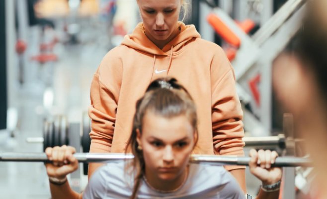 Январский бум в спортзалах: почему многие сдаются через несколько недель и как этого избежать