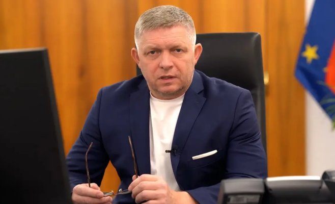 Зеленский о предложении Фицо: «Он едет в Давос, но может оказаться в Сочи»