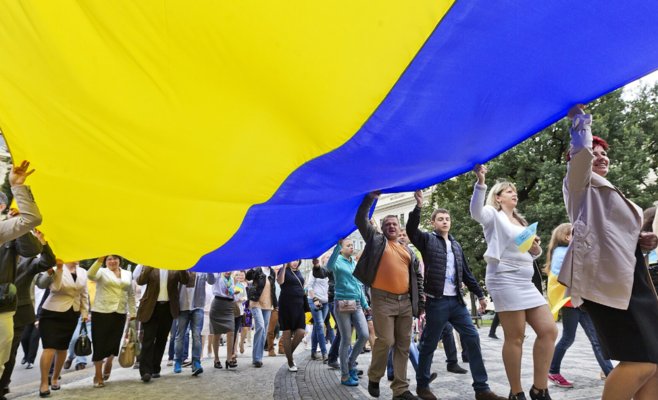 Интерес чехов к ситуации в Украине снижается, растет недовольство поддержкой Киева