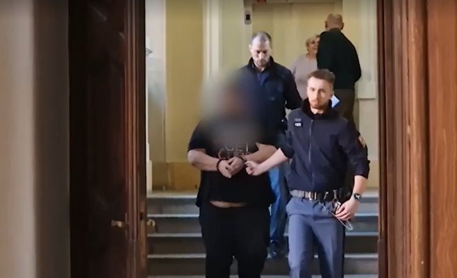 «Как я мог их убить, если они уже мертвы?» В Чехии судят мужчину за убийство жены и нападение на сына