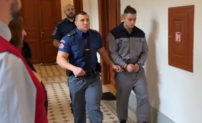 Заключенный, убивший свою бабушку, стал жертвой сексуального насилия в тюрьме
