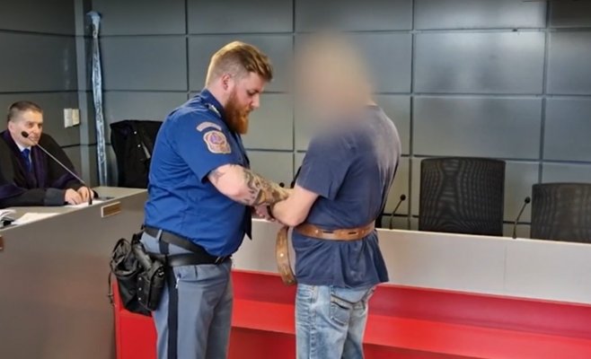 Отец 52 раза попадал в полицию за драки с сыном – последняя едва не закончилась убийством