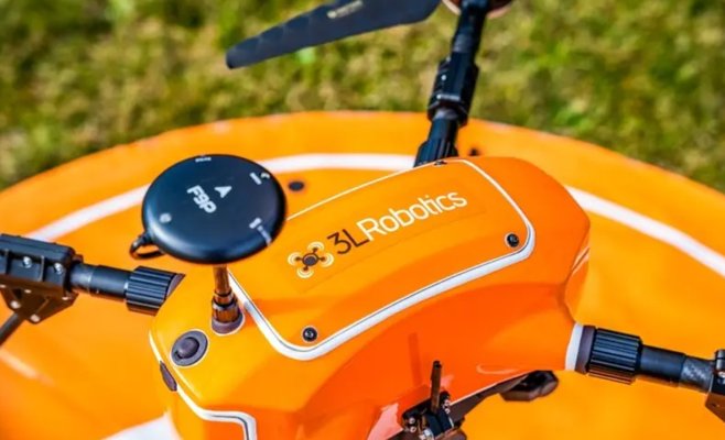 С обедом прилетит дрон: в Чехии прошли первые тесты доставки в городских условиях