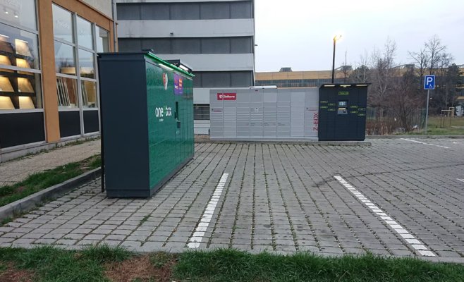 Постаматы в Чехии: удобство или помеха? Присылайте фото самых неудачных размещений