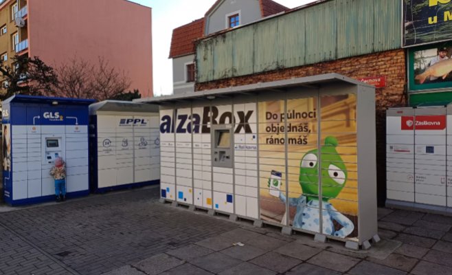 Постаматы в Чехии: удобство или помеха? Присылайте фото самых неудачных размещений
