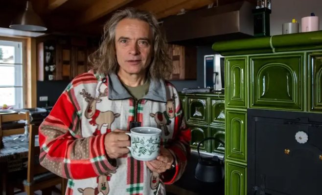 Падение вертолёта в Пльзенском крае. Пилотом оказался миллиардер Коварж