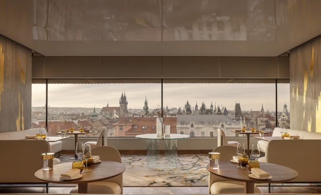 Пять лет и четыре миллиарда. Бывший отель InterContinental на Парижской вновь открыл свои двери