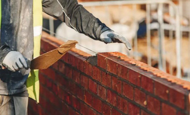 В Чехии работают 155 тысяч украинцев: 95% платят налоги, «серой зоны» больше нет