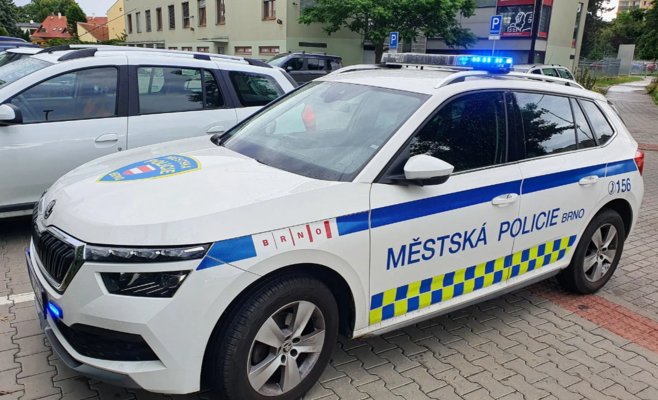 В Брно подростки ограбили мужчину, у которого случился эпилептический приступ