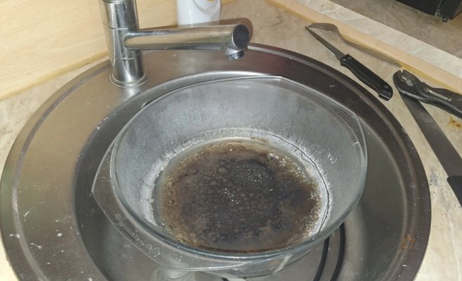 В Брно вспыхнула нарколаборатория: обгоревшая миска при варке метамфетамина отправила в больницу семерых пожарных
