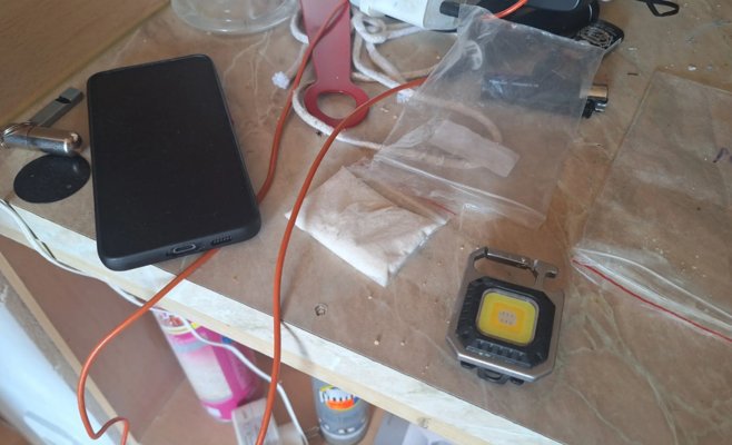 В Брно вспыхнула нарколаборатория: обгоревшая миска при варке метамфетамина отправила в больницу семерых пожарных