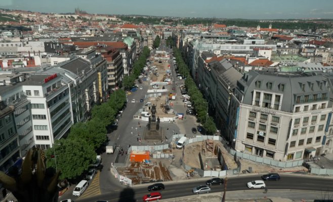 «Стройплощадка Вацлавской площади». Как выглядит главное место Праги в разгар масштабной реконструкции