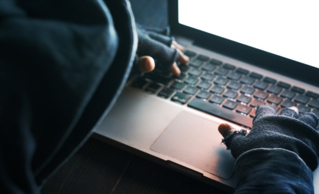 VZP предупреждает о новых попытках мошенничества: осторожно с письмами и ссылками