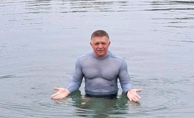 Фицо поплавал в Дунае, чтобы доказать — с ним всё в порядке