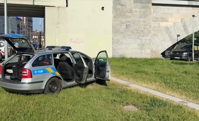 На поверхности Влтавы в Праге обнаружено тело мужчины
