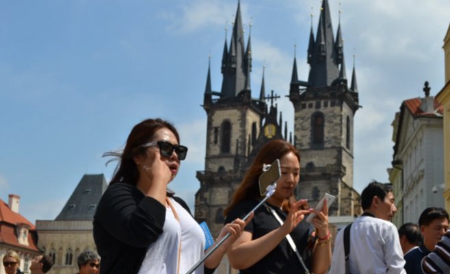 Прага требует от парламента ужесточить правила для аренды квартир через Airbnb