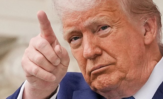 Американский суд восстановил пошлины Трампа: борьба за власть продолжается