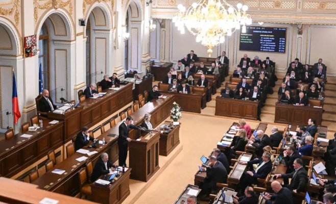 Сексуальные преступники и насильники больше никогда не смогут работать с детьми. Одобрен закон.