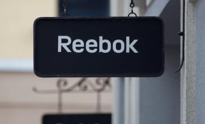 Спортивная одежда от Reebok за копейки? Компания начала массово отменять заказы