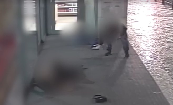 Бывший чиновник Минюста предстанет перед судом: в центре Праги он жестоко избил двух девушек