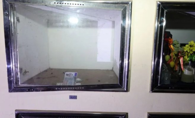 Молодой человек с черепом на куртке признался в ограблении автозаправки в Праге и скрывался на кладбище