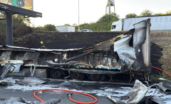 Горевший грузовик полностью парализовал движение на пражской Южной спойке