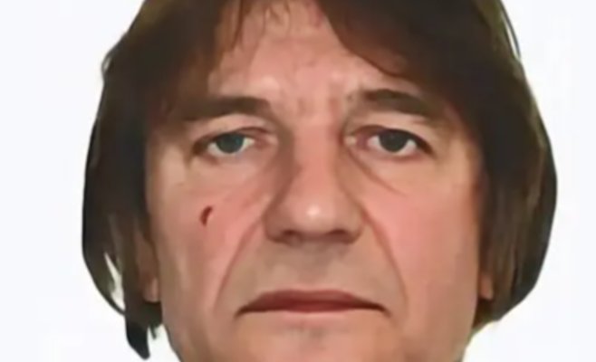 Германия охотится за тройным убийцей, а он публикует открытки на российской соцсети
