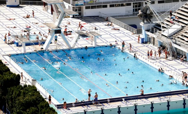 «Это изнуряюще, почти катастрофа». Волна жары накрыла Чехию: растёт число обмороков, обезвоживания и госпитализаций