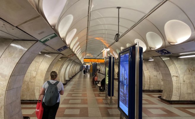 Чехия частично осталась без света: в Праге не ходит метро, людей эвакуируют из лифтов