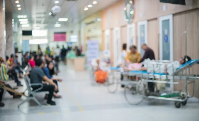 Скорая помощь в Чехии ждёт масштабная реформа: часть пунктов могут закрыть, новые откроют при больницах
