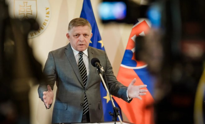 «Имбецильный и вредный»: Роберт Фицо резко раскритиковал план ЕС по отказу от российского газа