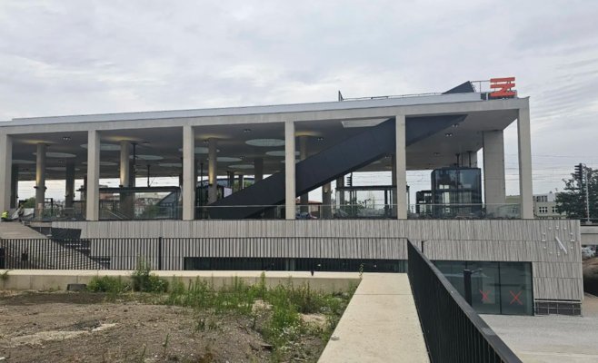 У жителей Праги появилась новая железнодорожная остановка у Выставочного комплекса. Она откроется в августе