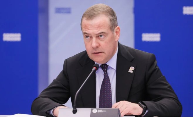 Медведев пригрозил Трампу «Мертвой рукой» — советской системой ядерного возмездия