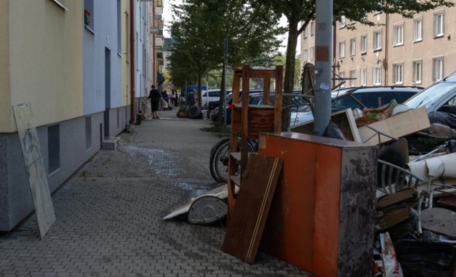 Почти год спустя после разрушительного наводнения: ущерб всё ещё заметен, на восстановление нужны миллиарды